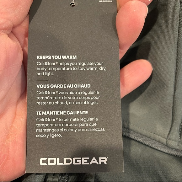 Under Armour - Picture 4 of 4